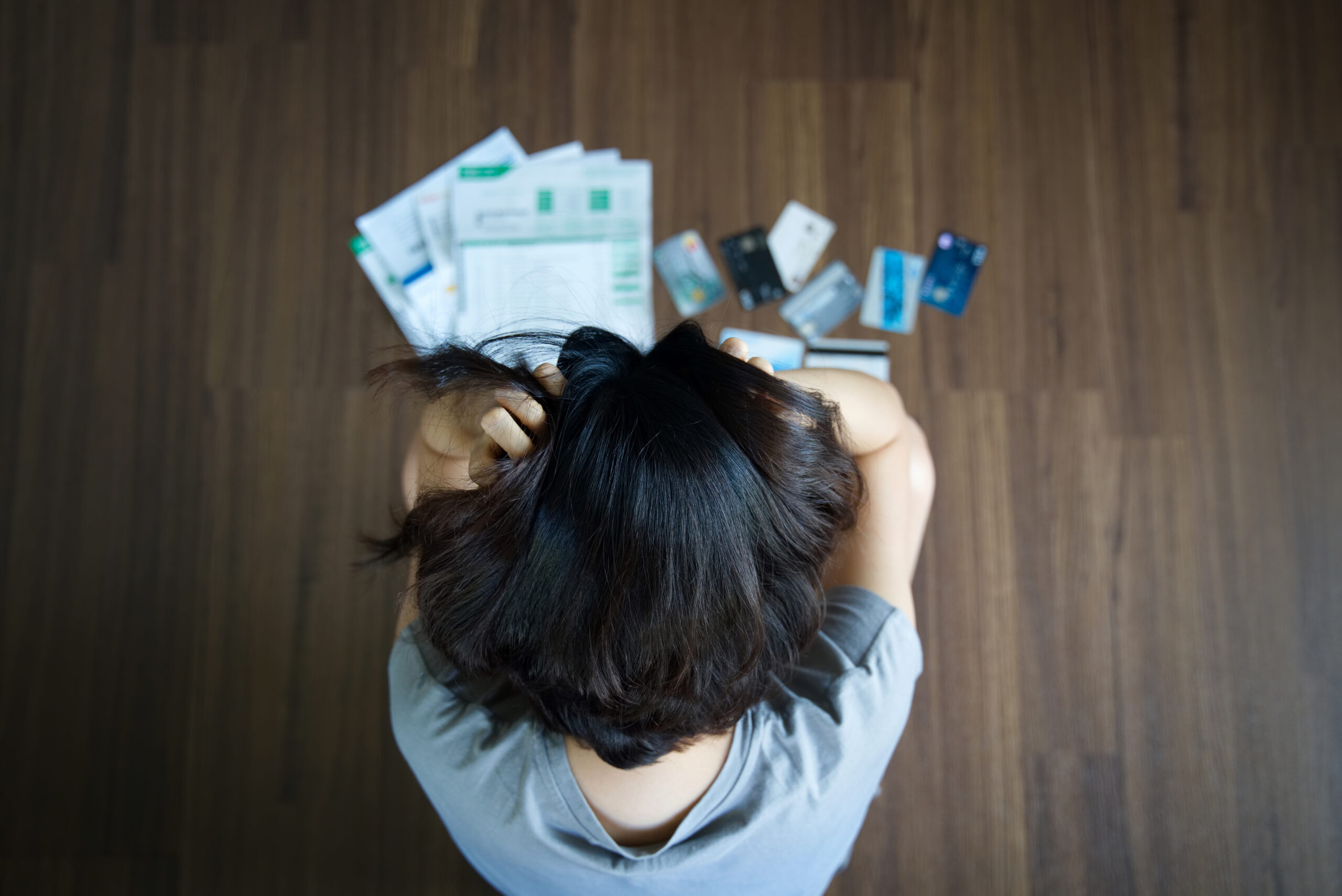 借金の踏み倒しは出来る？法的リスク、多額の借金を抱えた場合の対処法を解説