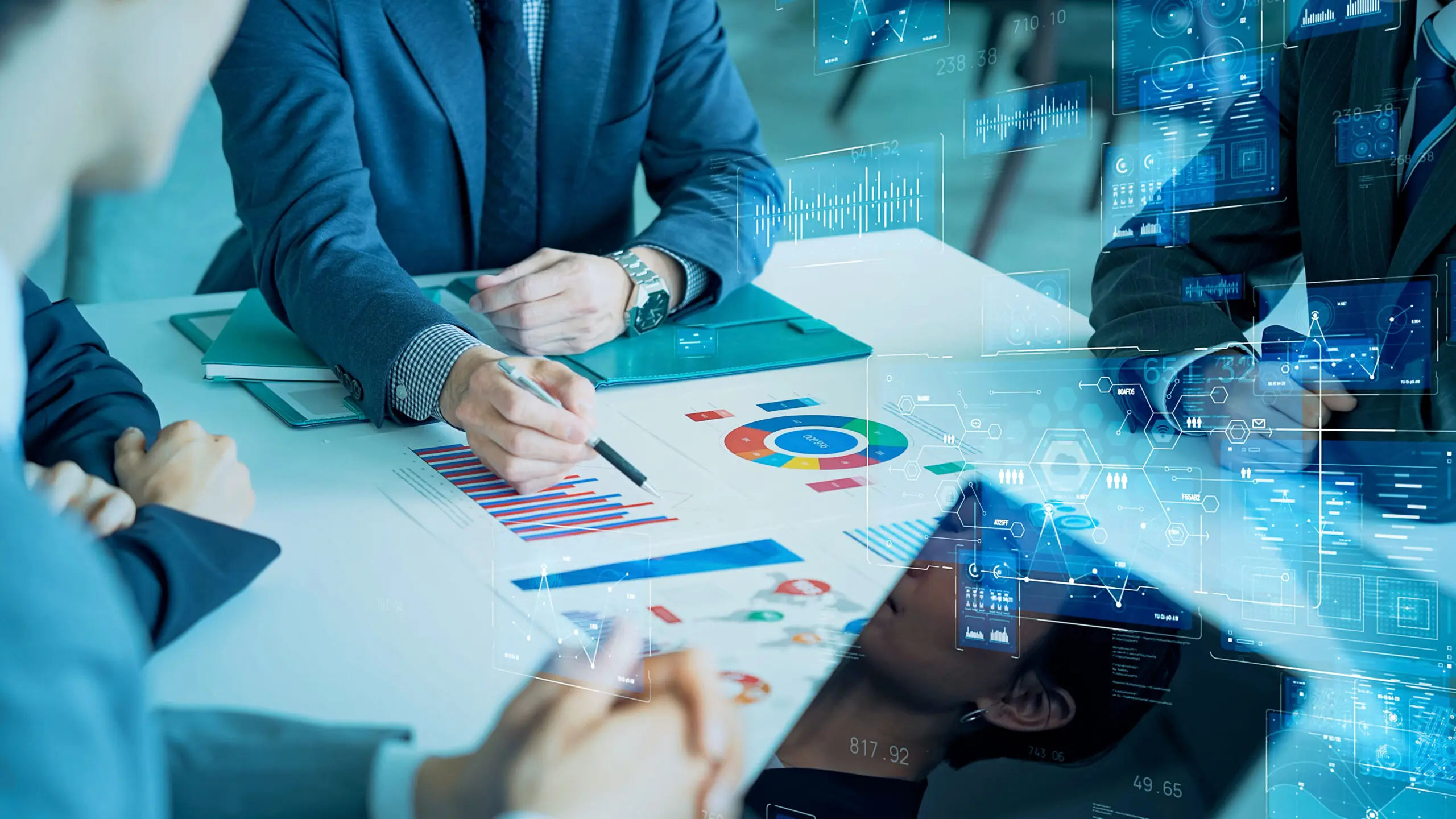 ニッチ戦略とは？ブルーオーシャン戦略、差別化戦略との違いやメリット・デメリットを解説 | HT ファイナンス